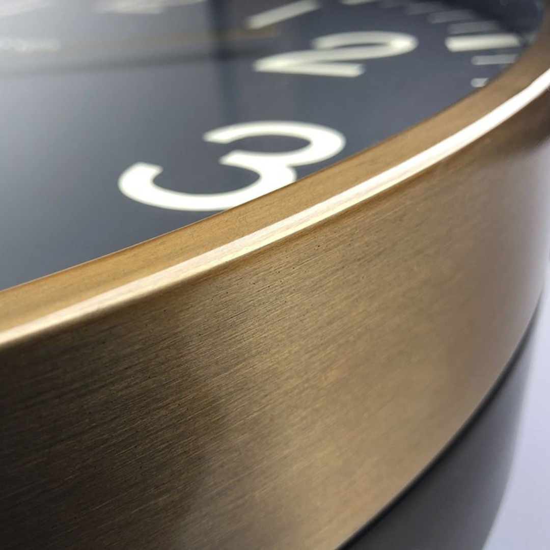 Thomas Kent Wanduhr "Black Clocksmith" APDU5247