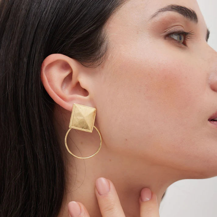 Victoria Cruz Ohrstecker "Morgenlicht" in verschiedenen Farben APVC1263