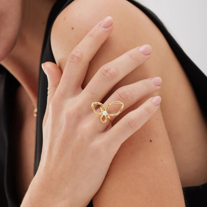 Victoria Cruz Ring "Blütenschleife" in verschiedenen Größen APVC2269