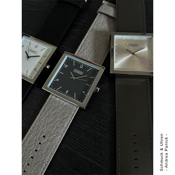 S.T.A.M.P.S. Armbanduhr zum Wechseln Rahmen aus Edelstahl grau silber puristisch klassisch elegant vegan APUS221111